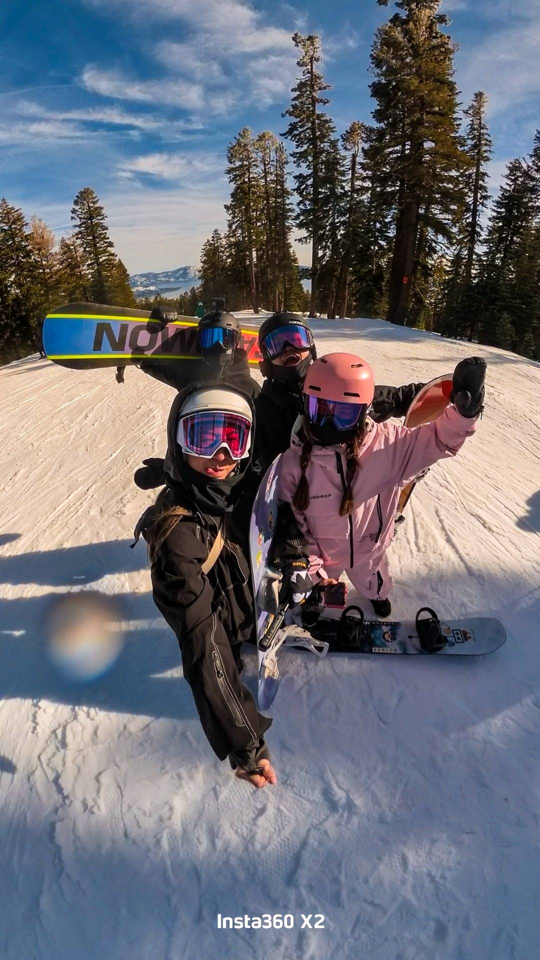 Chasing Freedom on the Mountain: A Snowboarding Day with HIGH EXPERIENCE