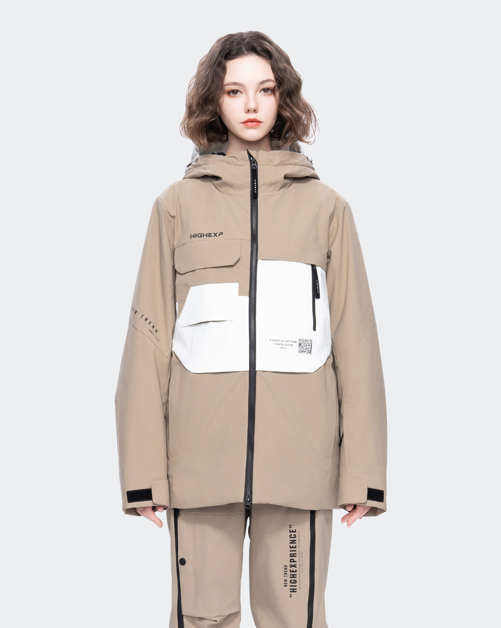 Women's ski jacket front view in Light Khaki – HIGH EXPERIENCE
