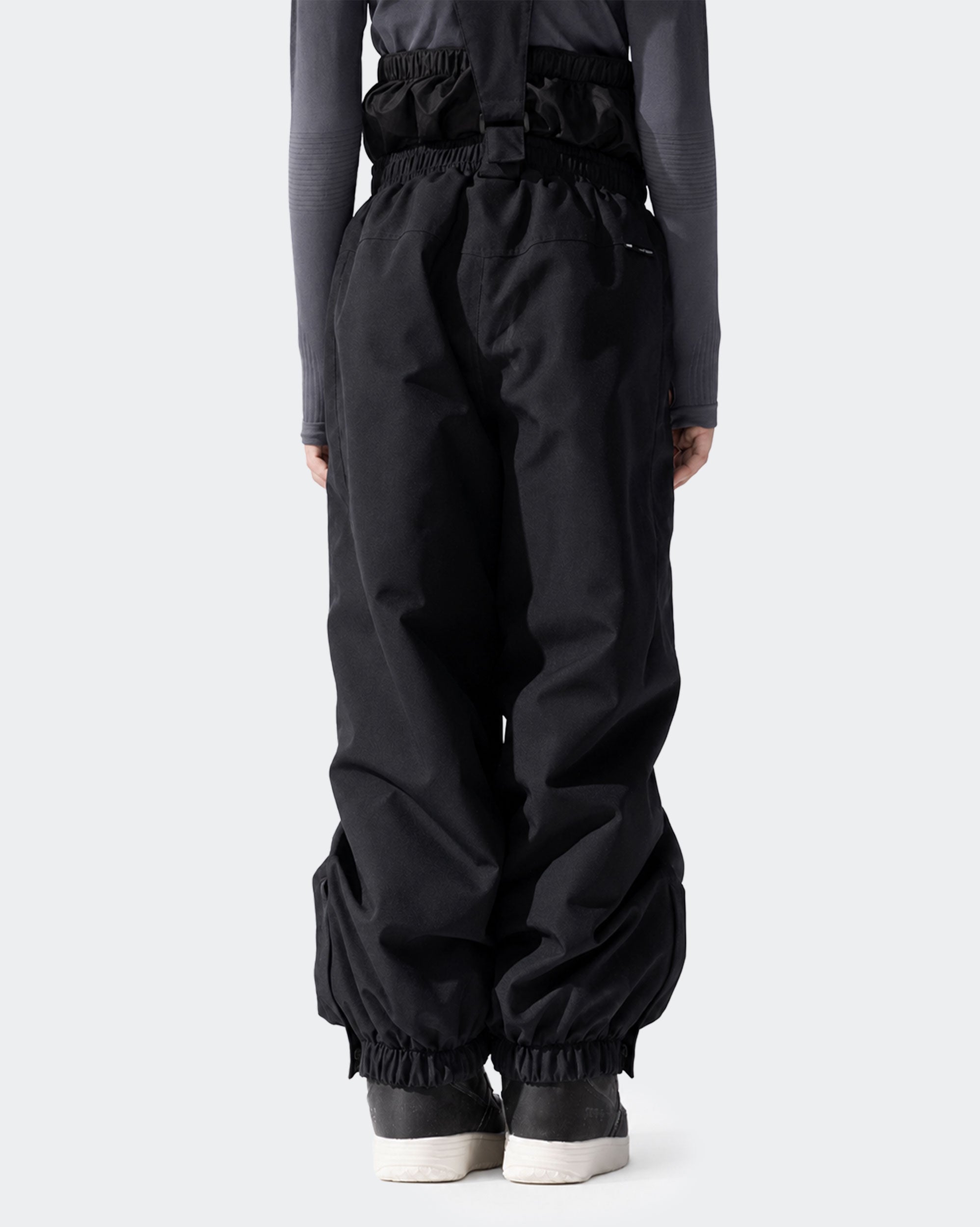 HIGH EXPERIENCE Kids Ski Pants - Black Front View, Insulated Snowboard Trousers