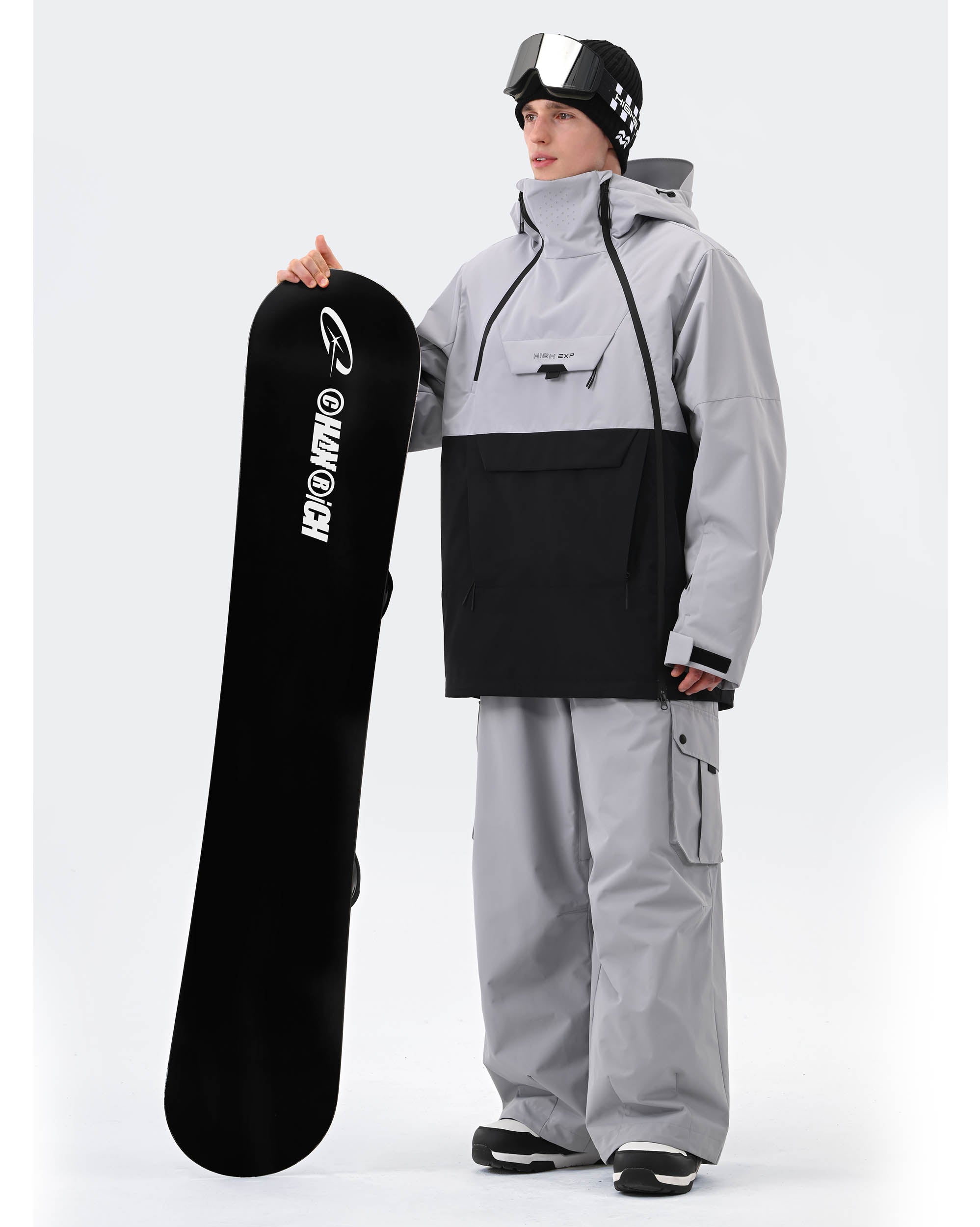 Men wearing Gray 3-layer anorak snowboard jacket on slopes
