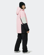 Women wearing Black-Pink snowboard hoodie winter outdoor shot
