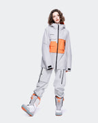 Women wearing Gray waterproof snowboard jacket outdoor shot
