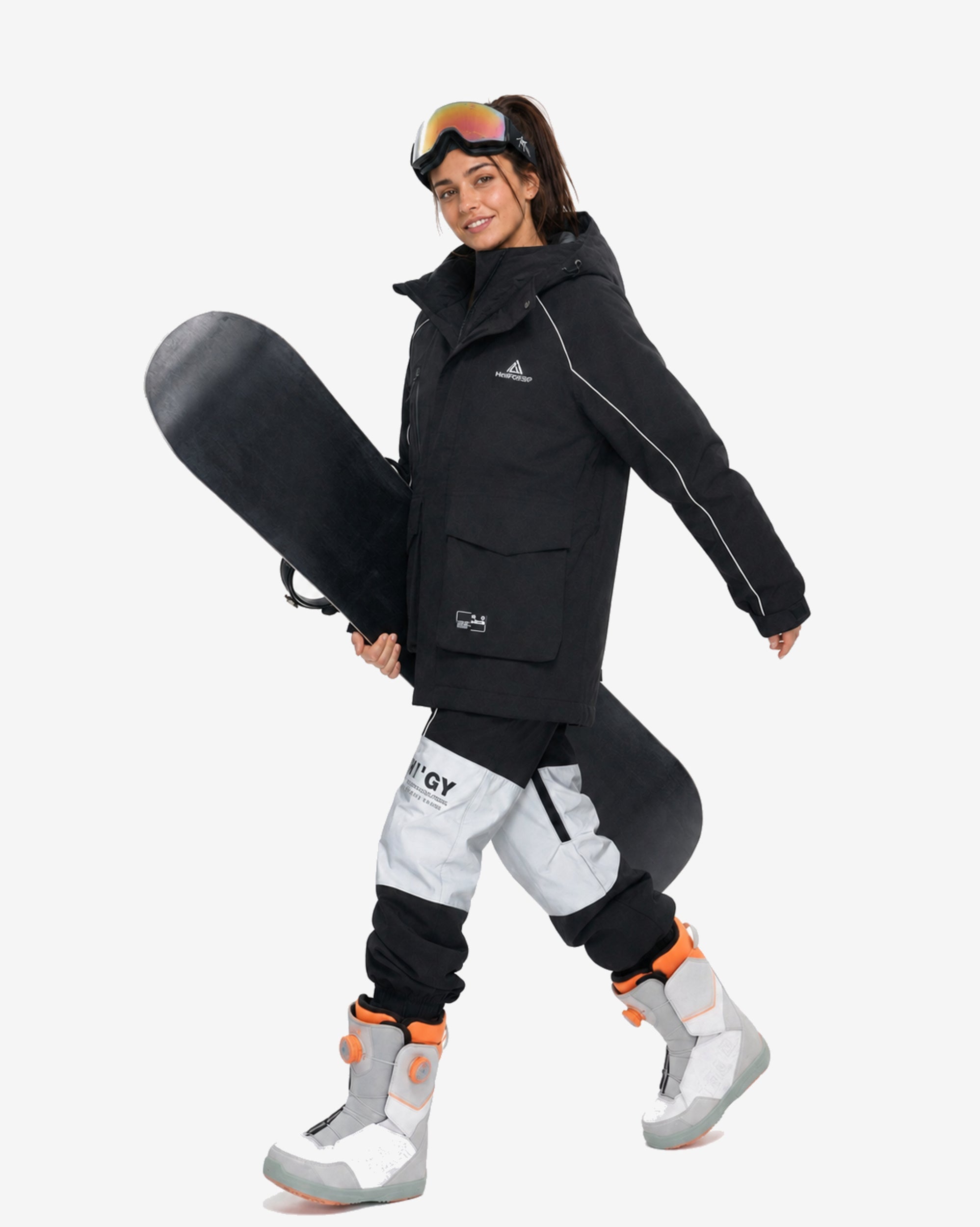 Women's Black baggy ski jacket detail and snowboard styling – HIGH EXPERIENCE