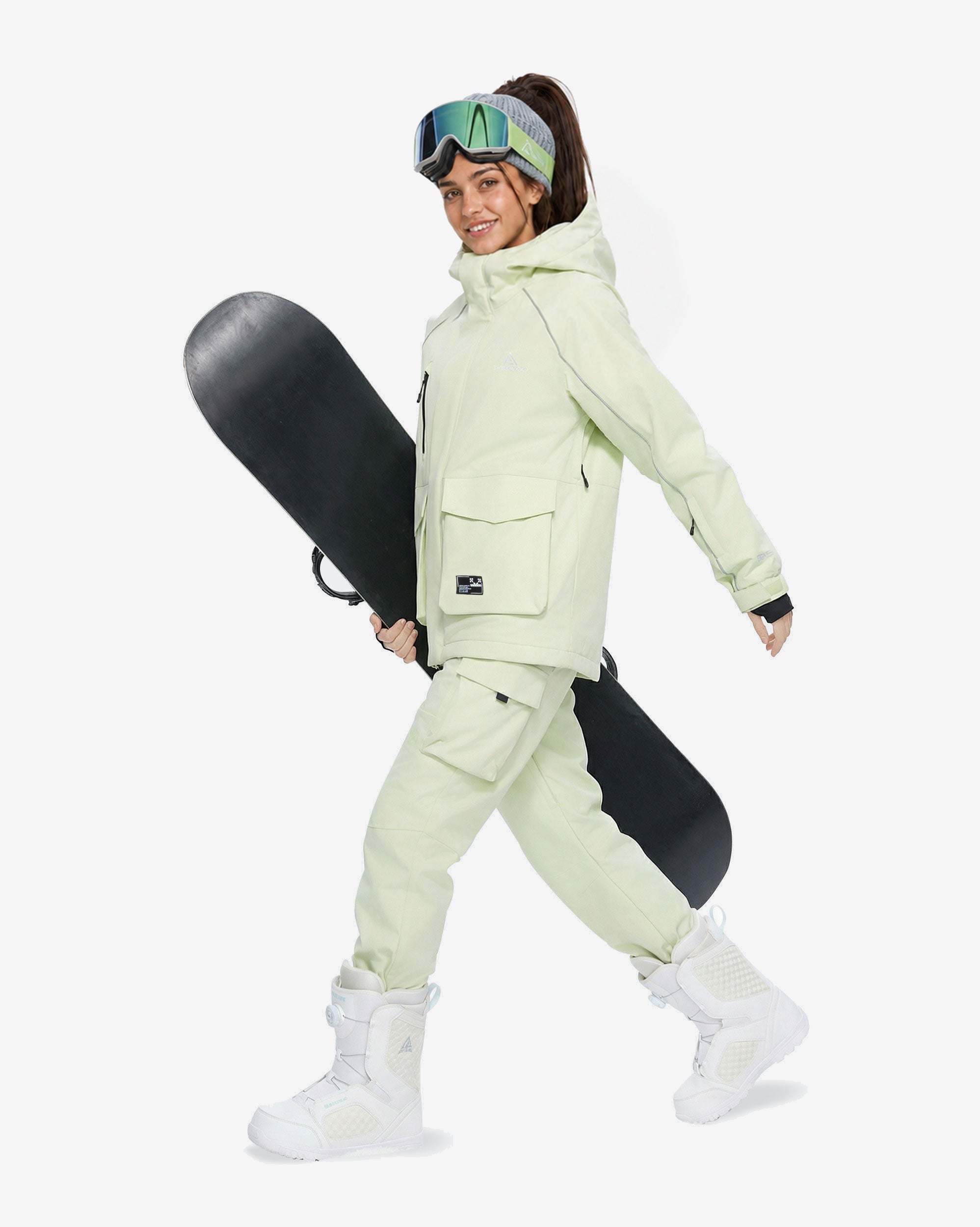 Women's baggy ski jacket side view in Sage Green – HIGH EXPERIENCE